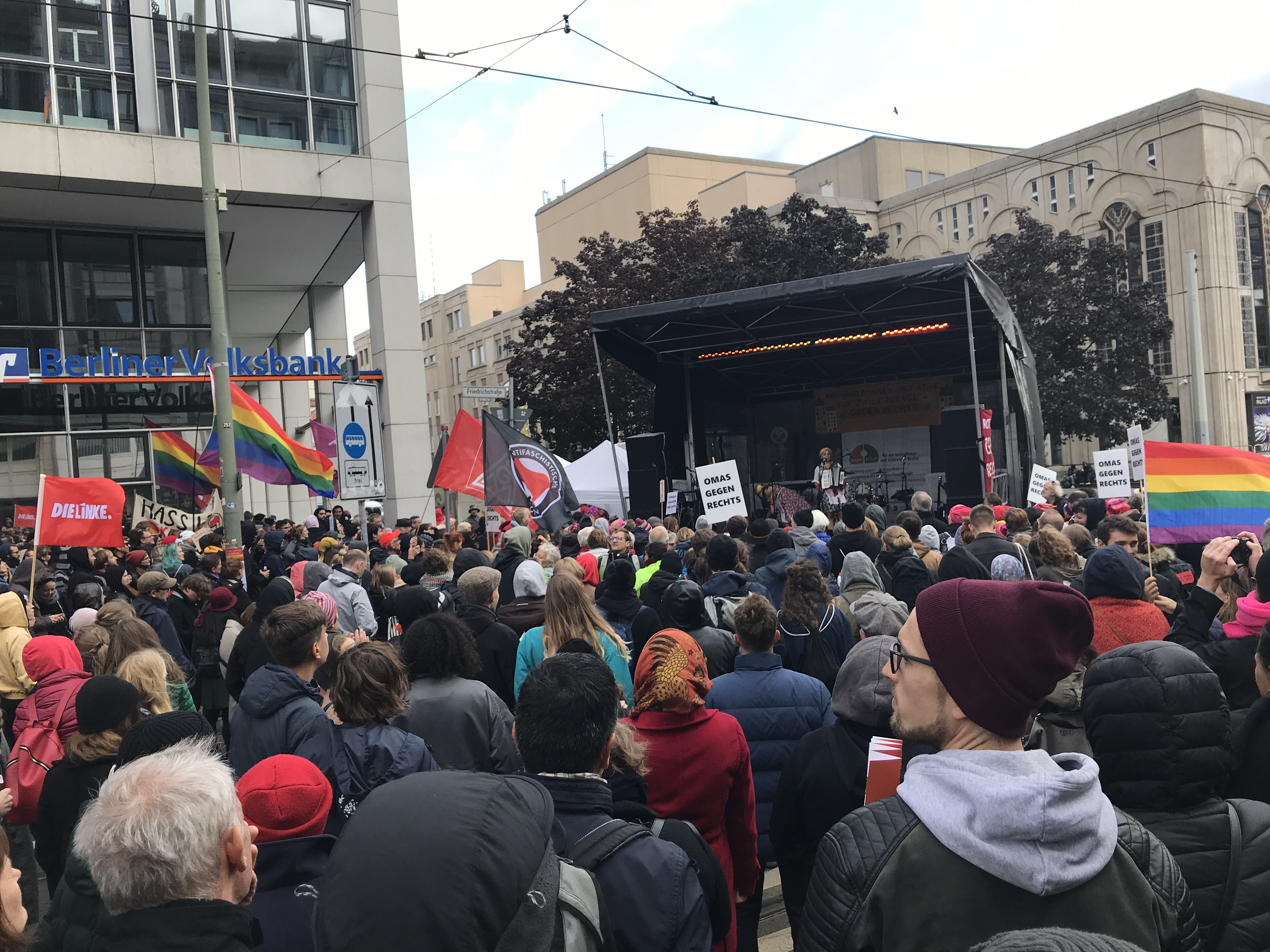 Kundgebung - Gegen den Naziaufmarsch in Mitte